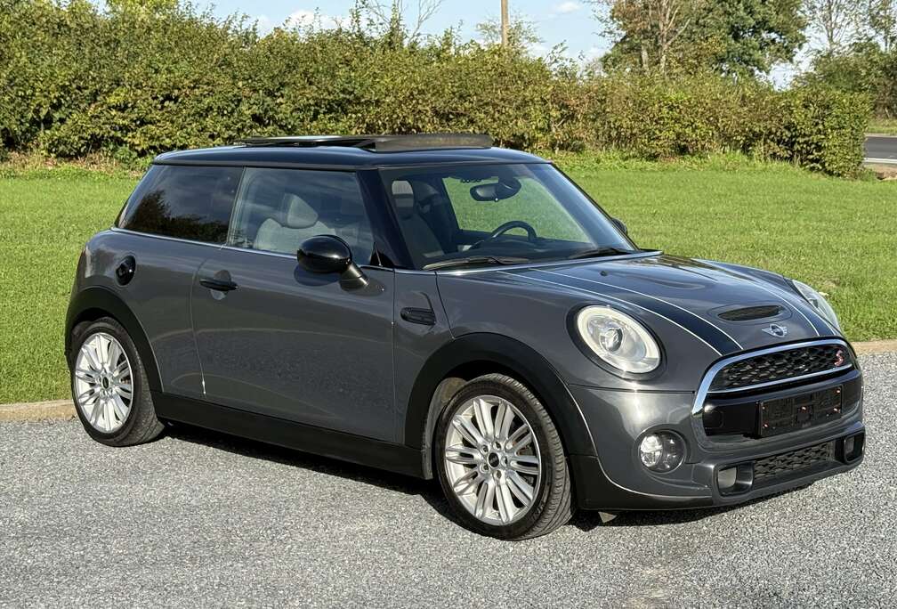 MINI Hatch 3 Portes 192 ch Finition Exquisite