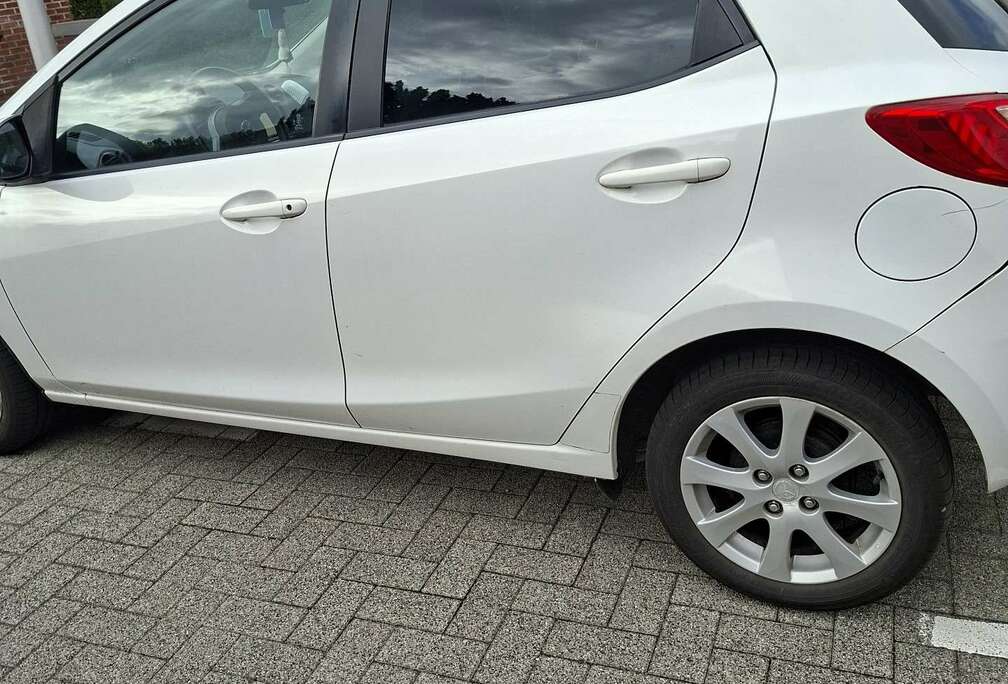 Mazda 1.3i Sport Navigator