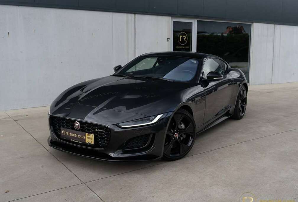 Jaguar P300 l R-Dynamic l Pano l Meridian l Memory l Cam.