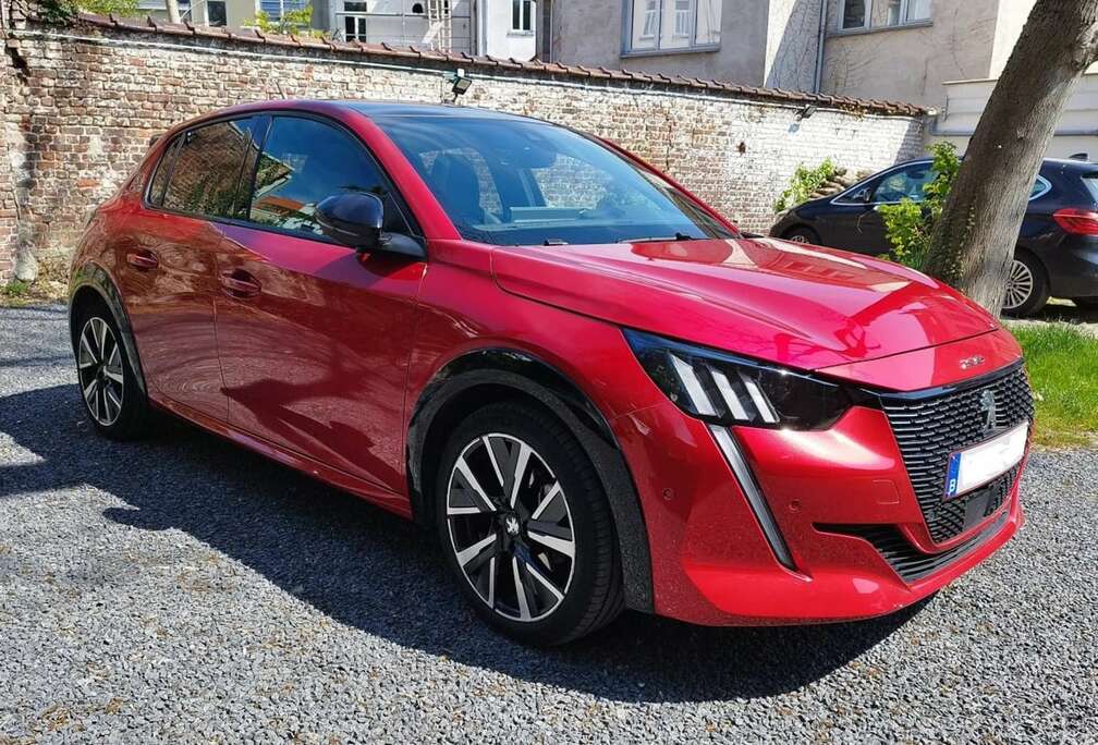 Peugeot 208 1.2 PureTech GT Line (EU6.3)