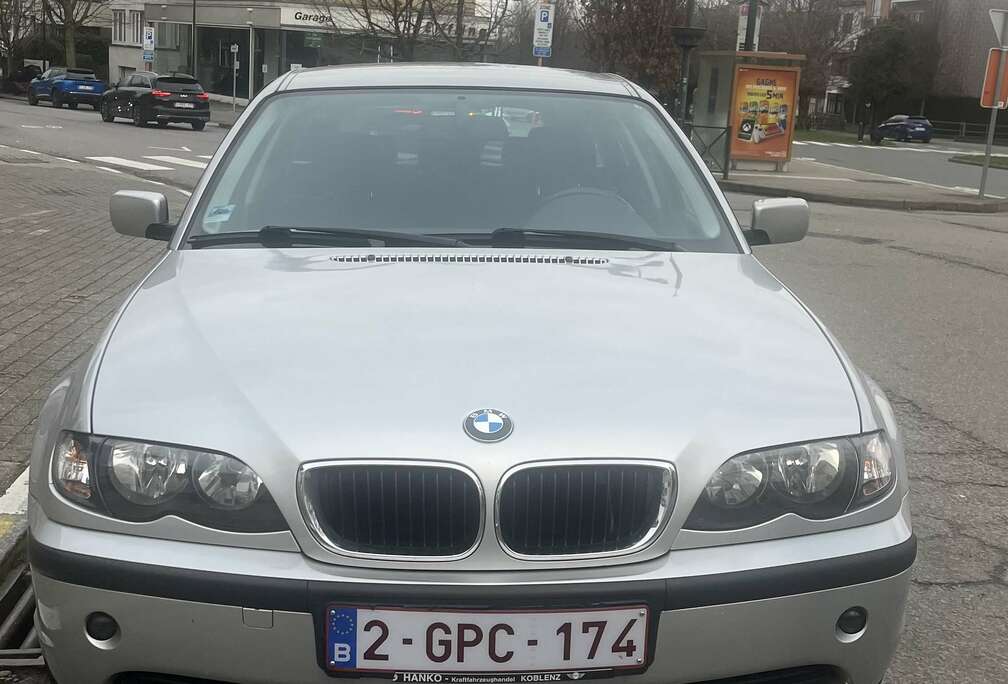 BMW Touring 318iA Pack