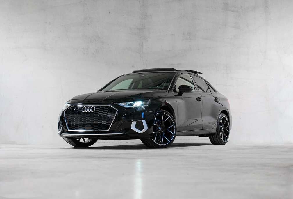 Audi 19\' S-LINE  TOIT PANO  APPLE CARPLAY  TVA