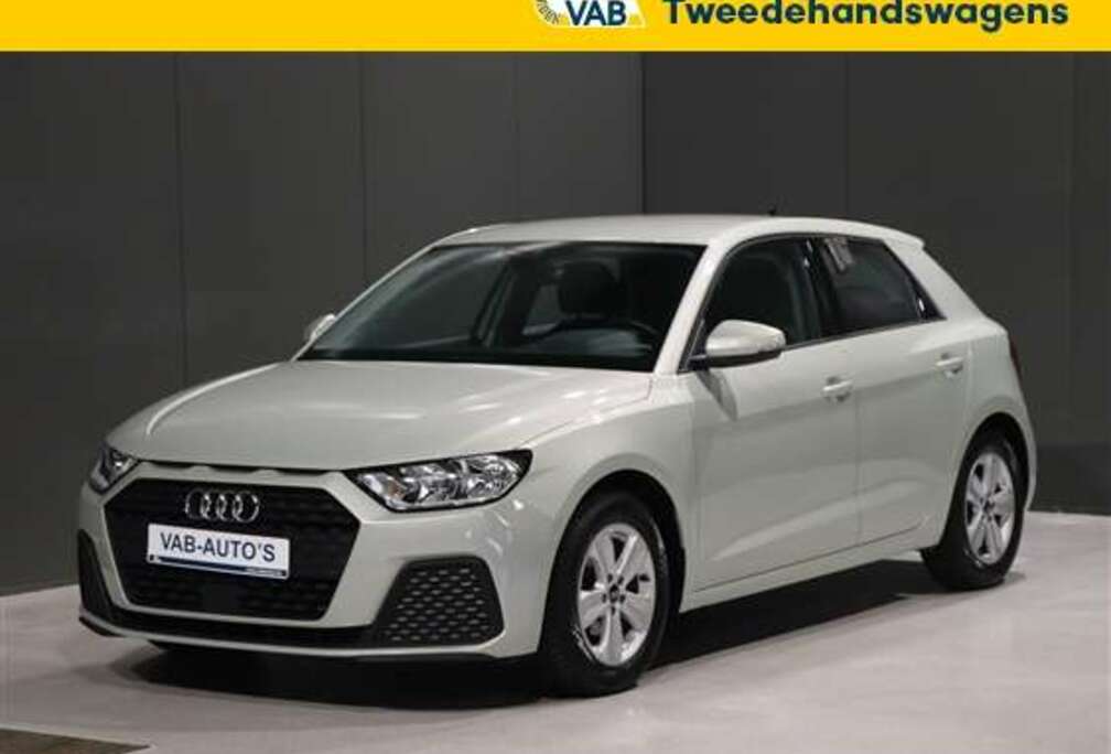 Audi SPORTBACK 25TFSI