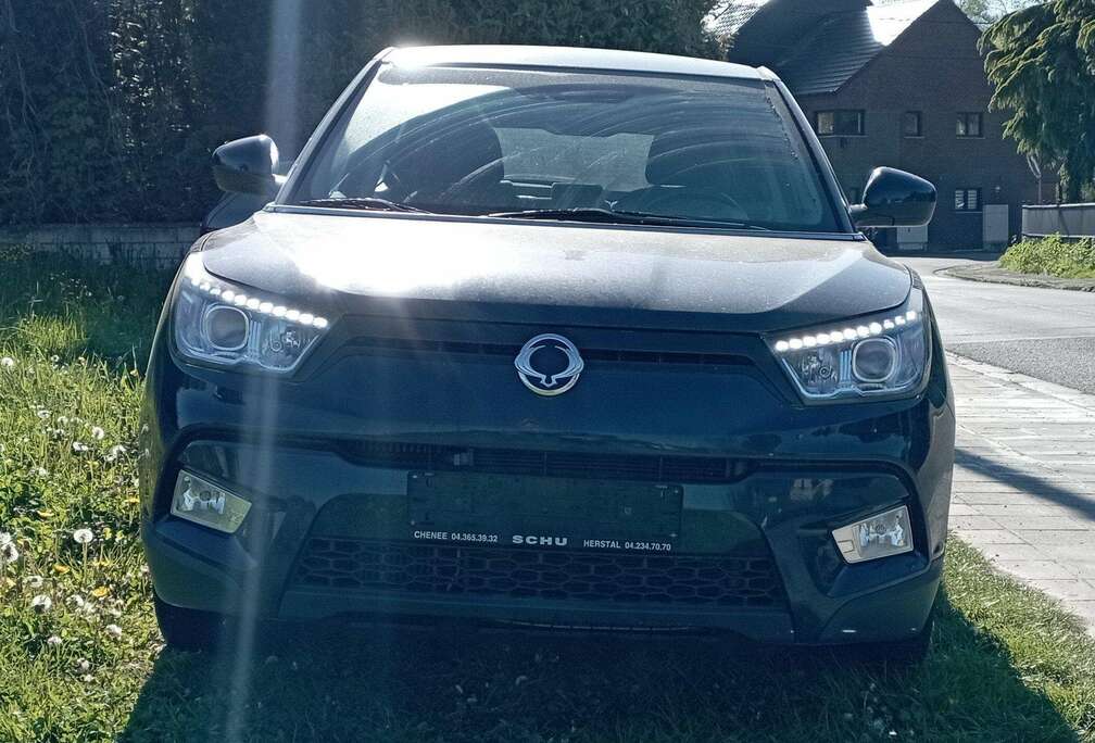 SsangYong Tivoli 1.6 e-XDi 2WD Sapphire ISG