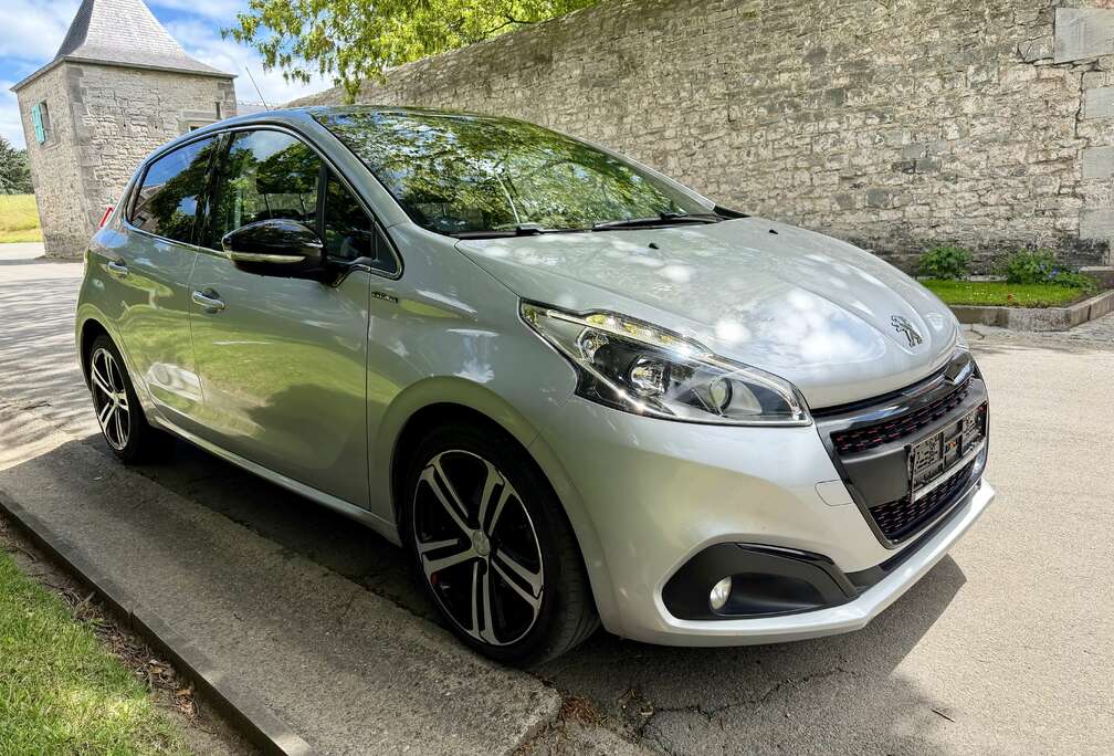 Peugeot 208 1.6 BlueHDi GT Line S