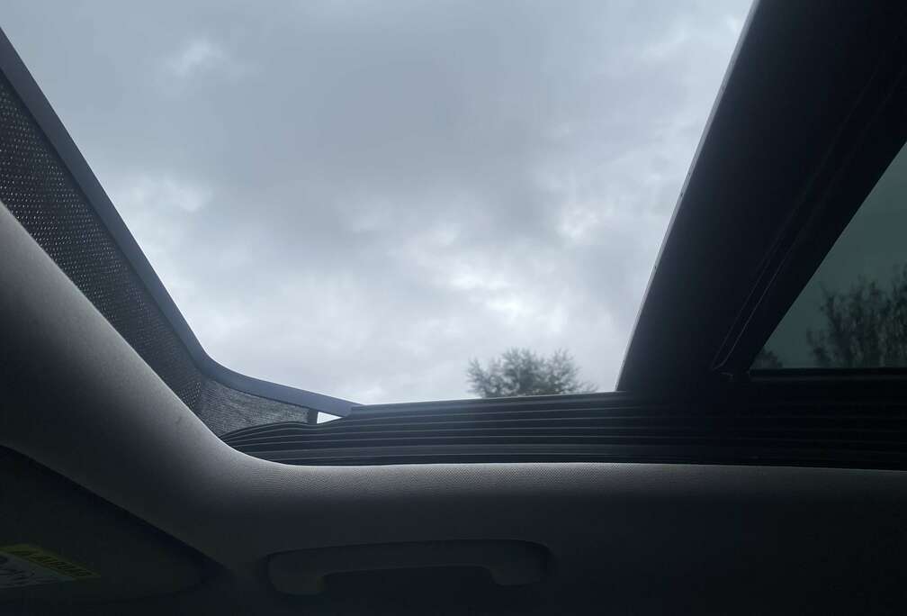 Kia 17CRDi AWD Sense