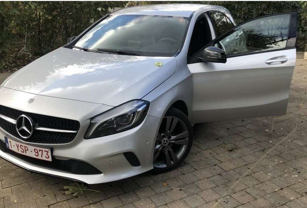 Mercedes-Benz Diesel Night Pack - CAMERA DE RECUL - PARKPILOT