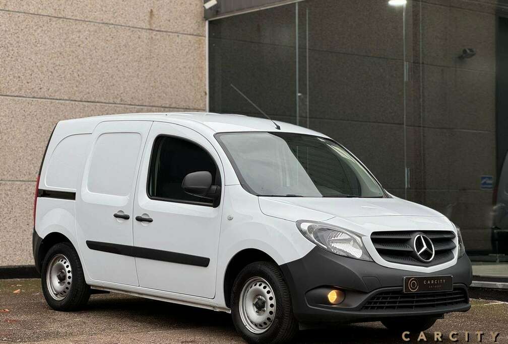 Mercedes-Benz Citan 109 CDI BlueEFFICIENCY kompakt  AIRCO  USB