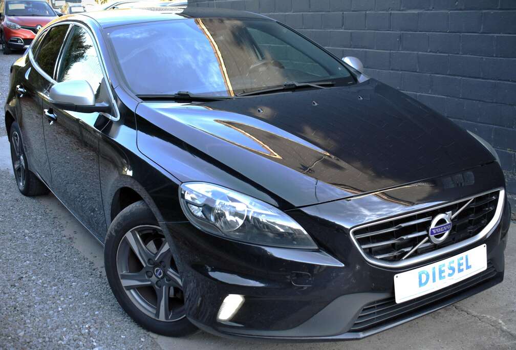 Volvo V40 2.0 D2 R-Design / Stage 1 (200Ch)