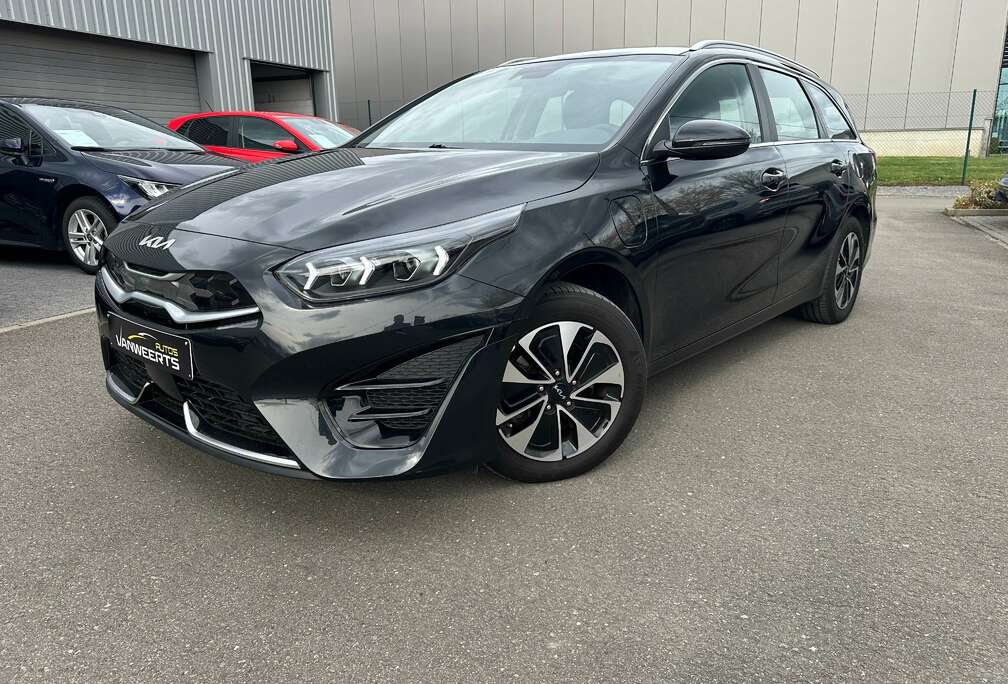 Kia 1.6 benzine + elektrisch, plug-in hybride, CARPLAY