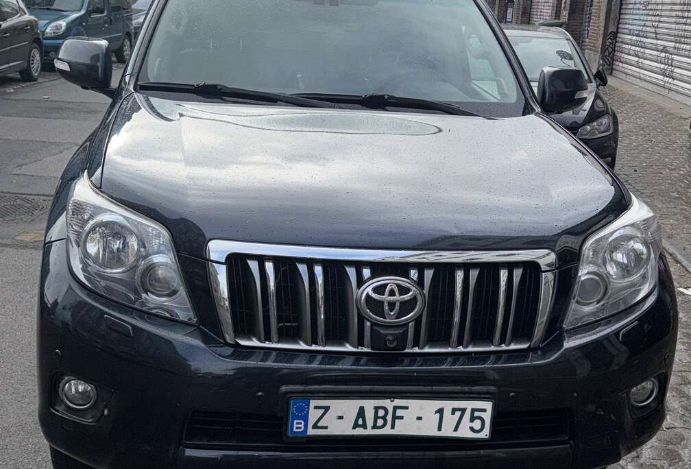 Toyota Landcruiser 3.0 D-4D Premium