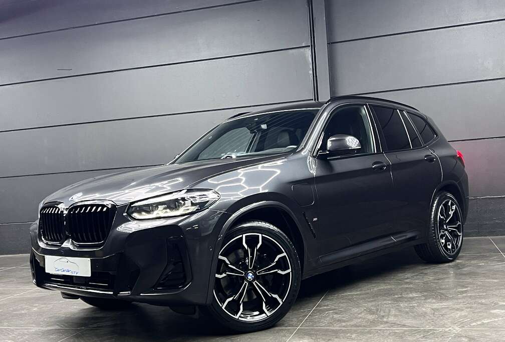BMW xDrive30e / Facelift / Sport int. / 360 cam /Trekhaak/