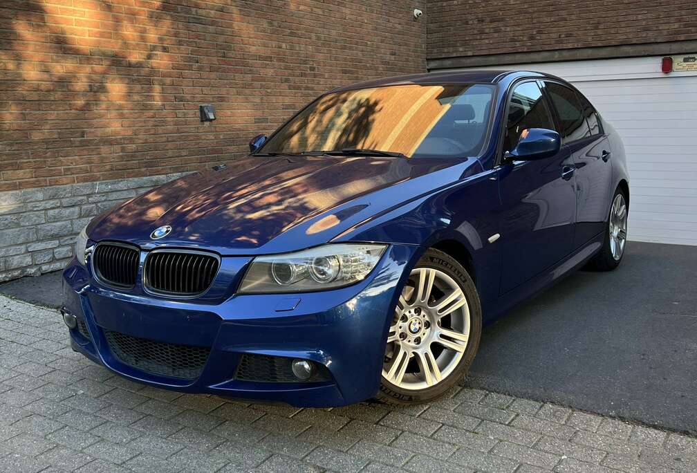 BMW 320i