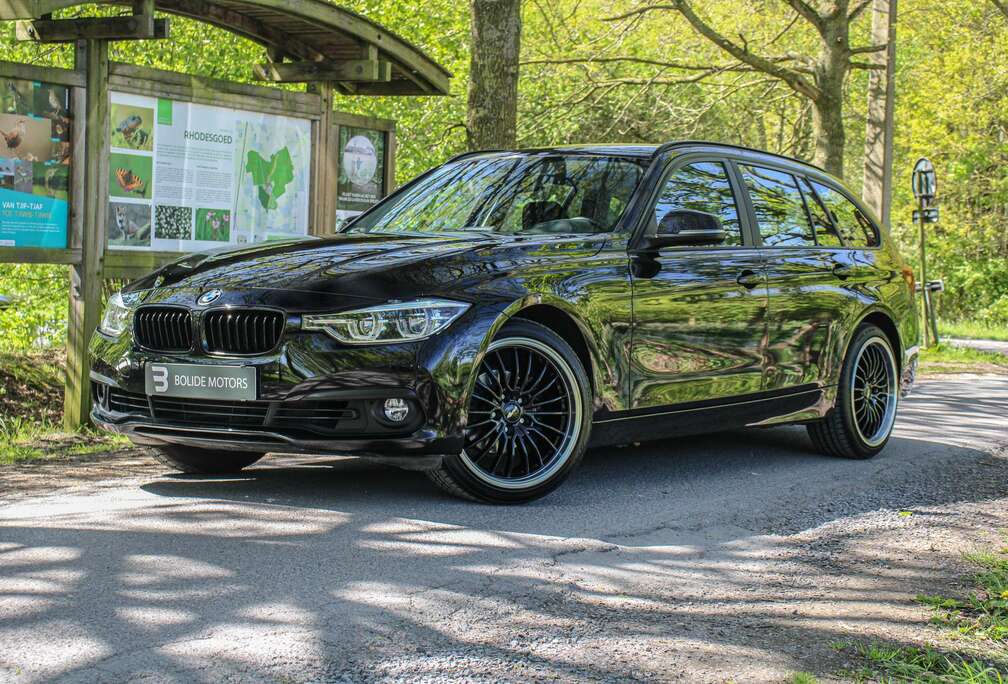 BMW Touring 318i *Navi *Zetelverwarming
