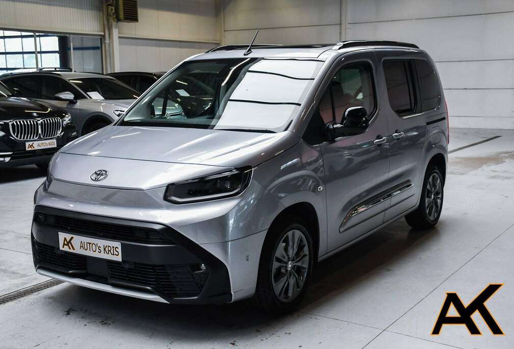Toyota Proace City Verso 1.2i 5pl - PANORAMISCH / NAVIGATIE / CAMERA