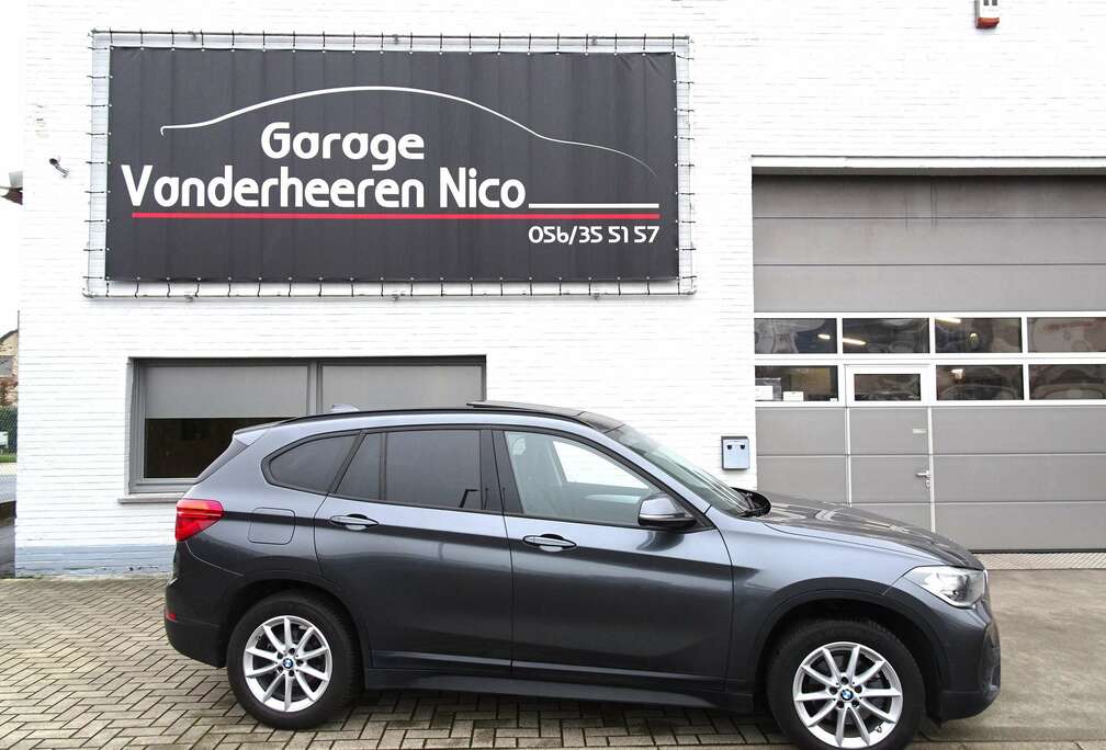 BMW 1.5i PANODAK,TREKHAAK,CAMERA,NAVI,EL.KOFFER,CRUISE