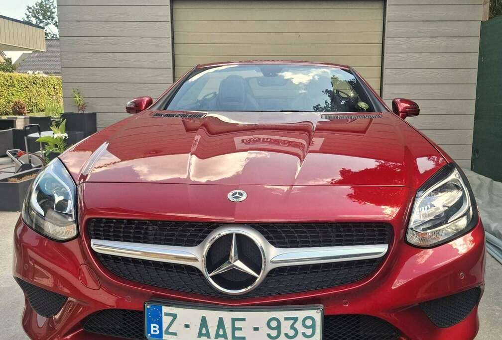 Mercedes-Benz SLC 200