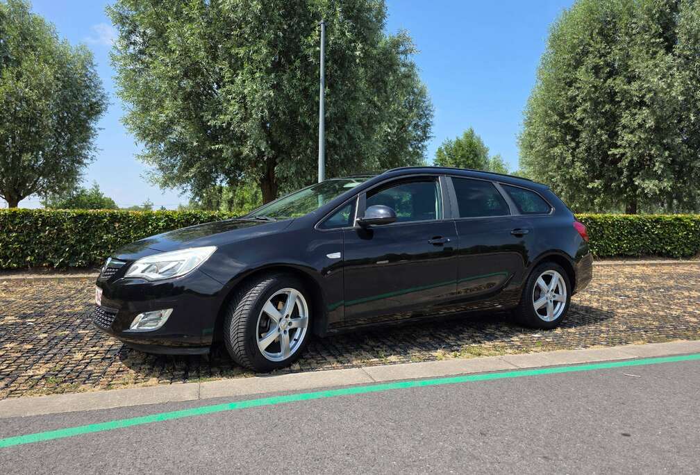 Opel Astra Sports Tourer 1.3 CDTi ecoFLEX Sport Start/Stop DPF
