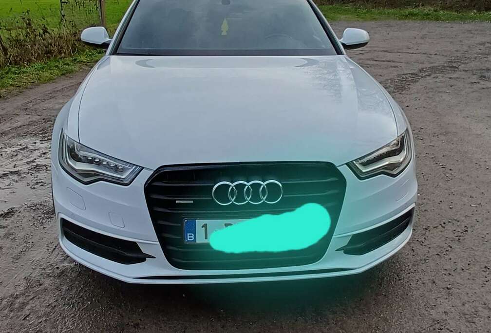 Audi A6 2.8i V6 FSI Quattro S line S tronic