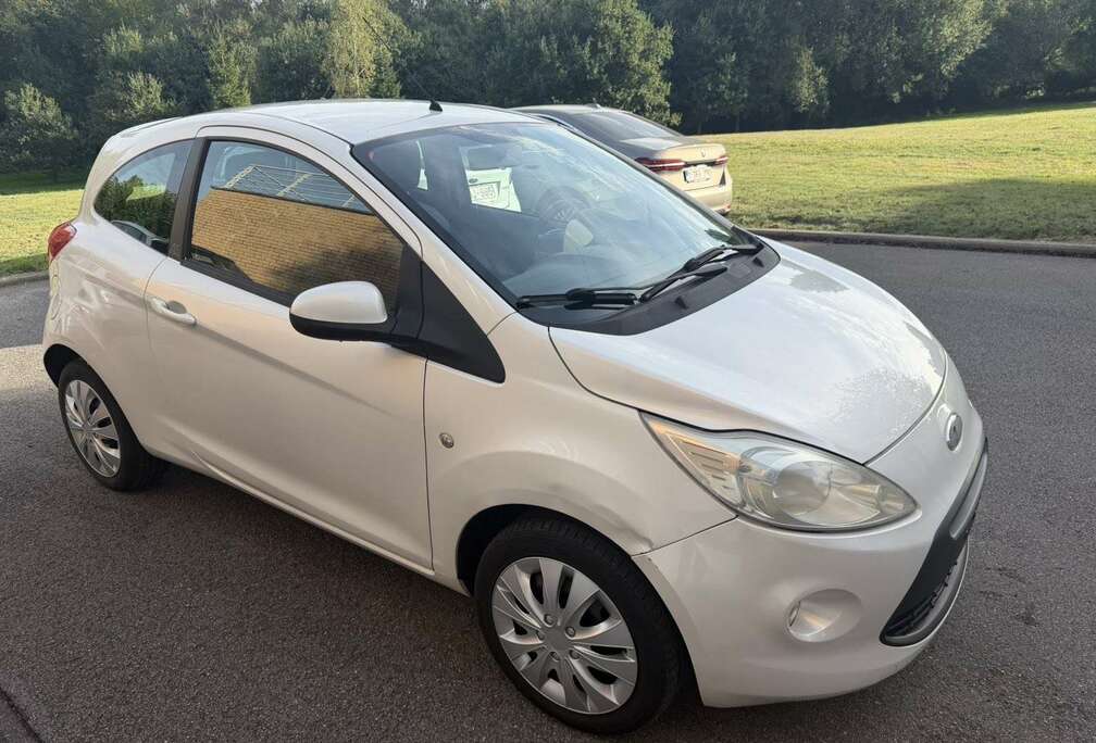 Ford Ka 1.2i Titanium