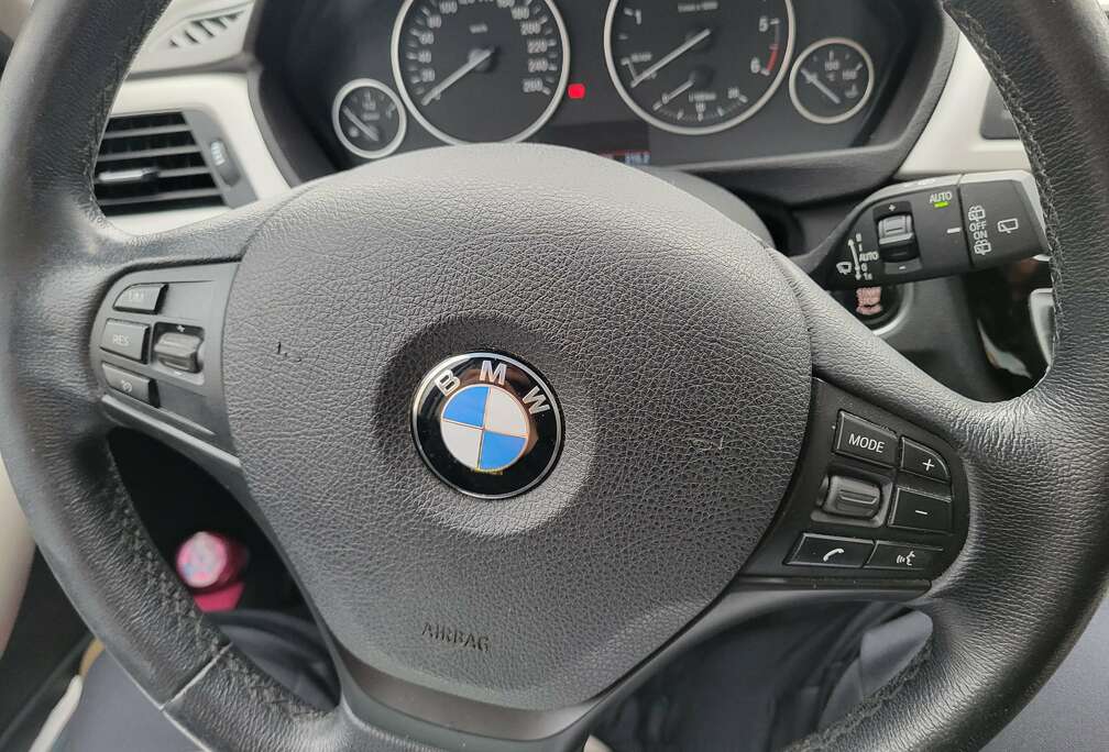 BMW Touring 316 d AdBlue (EU6c)