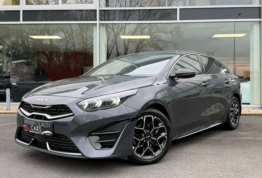 Kia GT LINE / CARPLAY / ZETELVERWARMING / CAMERA /