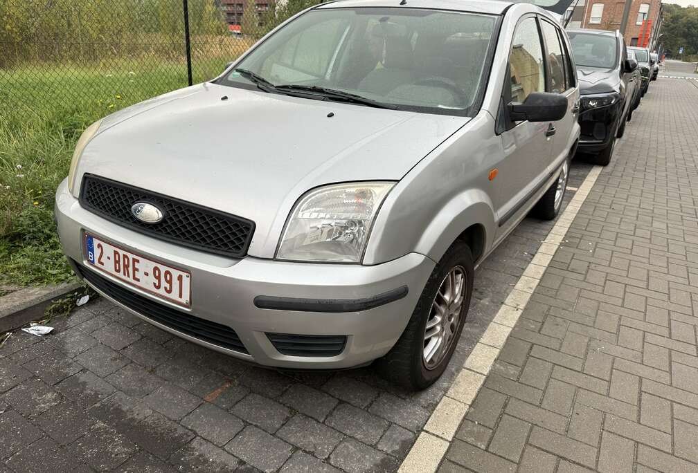 Ford 1.6i 16v Trend