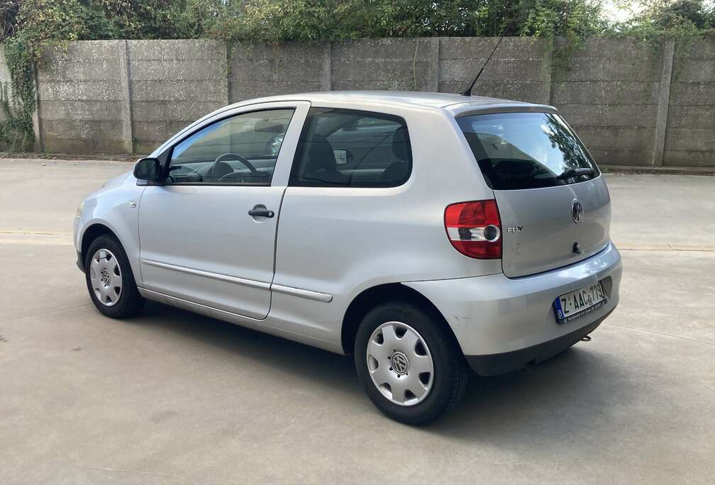Volkswagen 1.2 benzine 2010 met 102000km*airco*zeer goed*