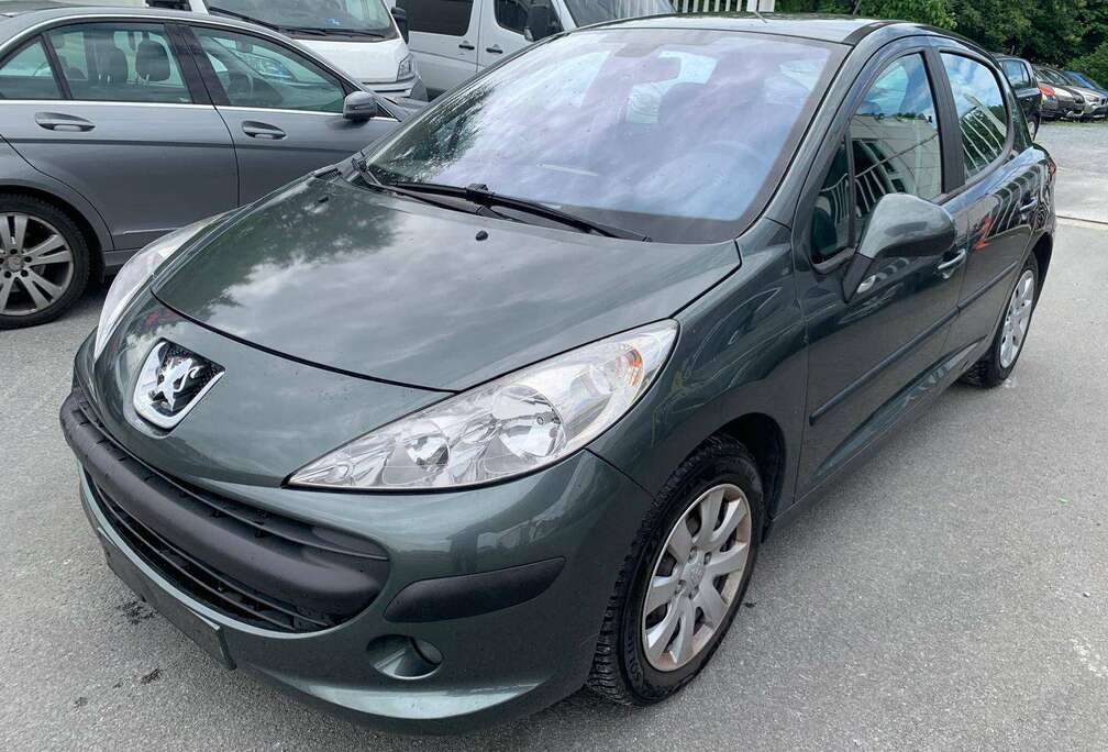 Peugeot 1.4i Premium