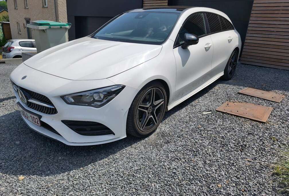 Mercedes-Benz Shooting Brake 7G-DCT AMG Line