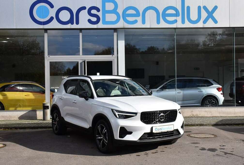 Volvo 2.0 B3 MHEV Plus Dark DCT MEM HARMAN PILOT ATT RMQ