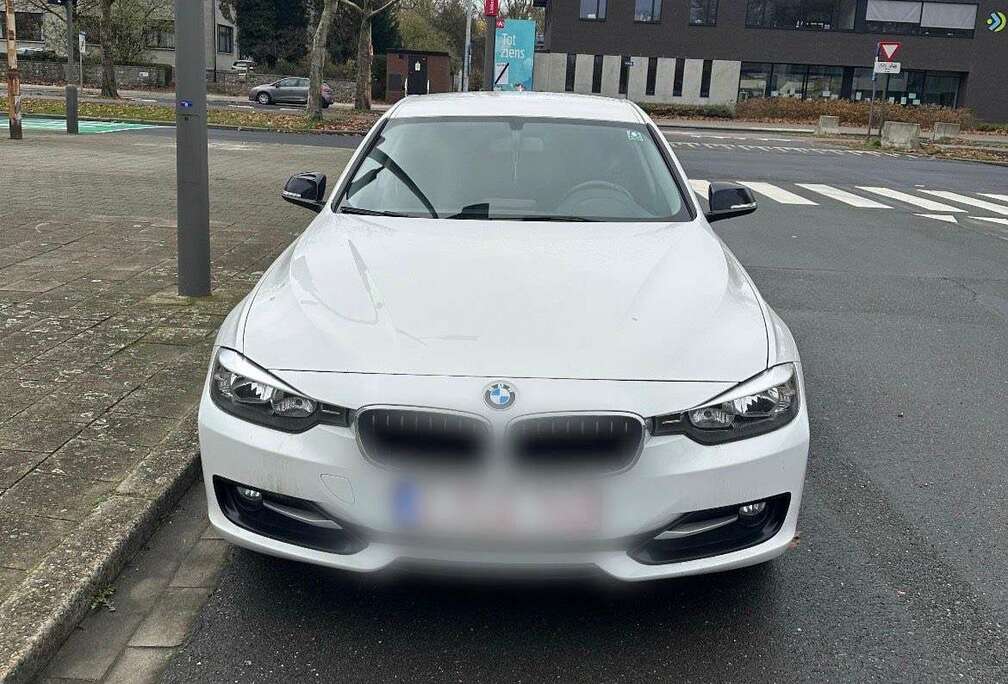 BMW i Sport Line