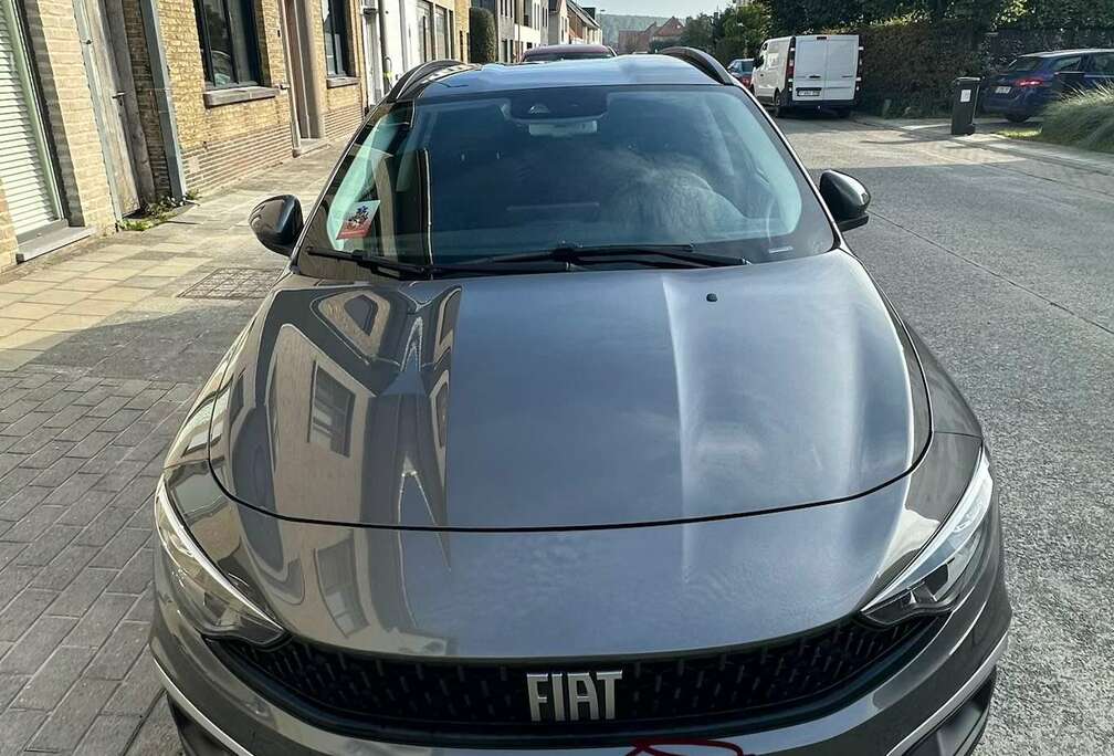 Fiat Tipo SW Cross 1.5 Hybrid DCT