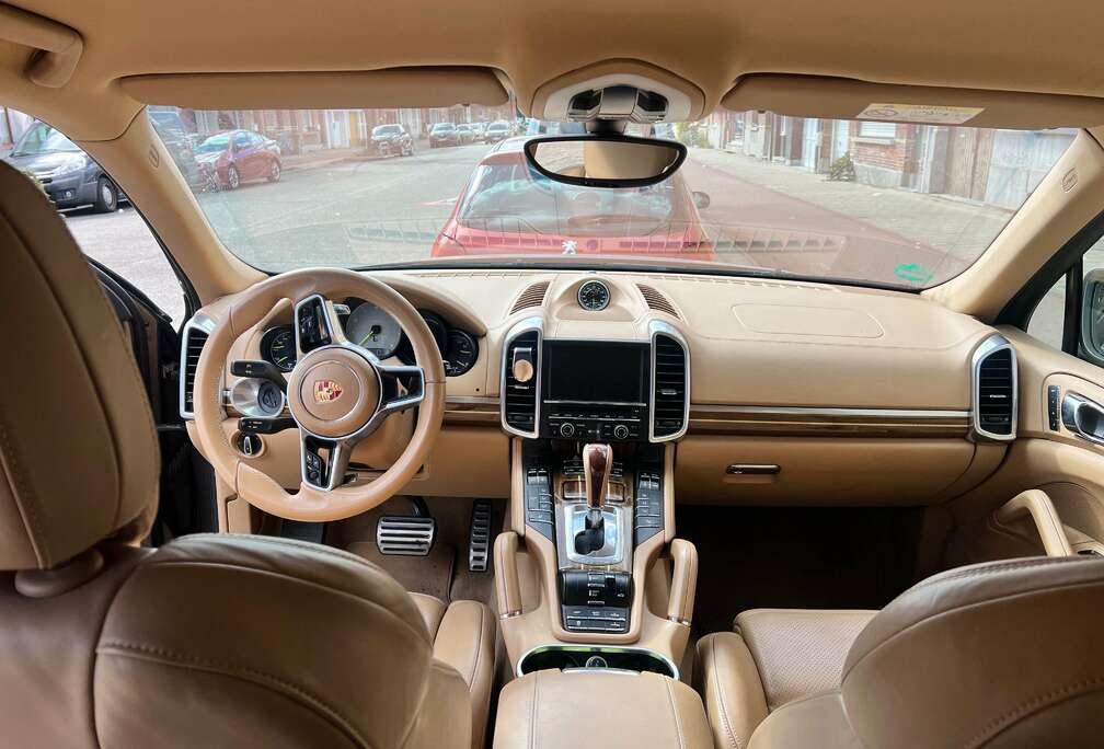 Porsche Cayenne S Hybrid Tiptronic S