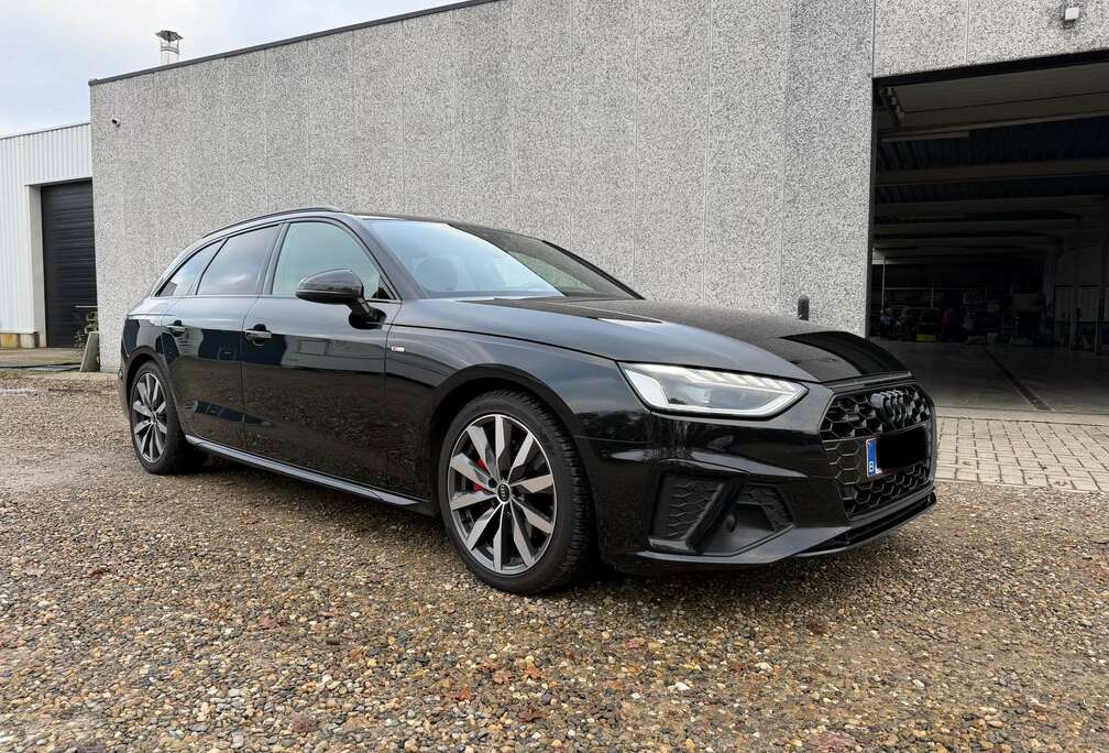 Audi A4 Avant 40 TDI quattro S tronic S line
