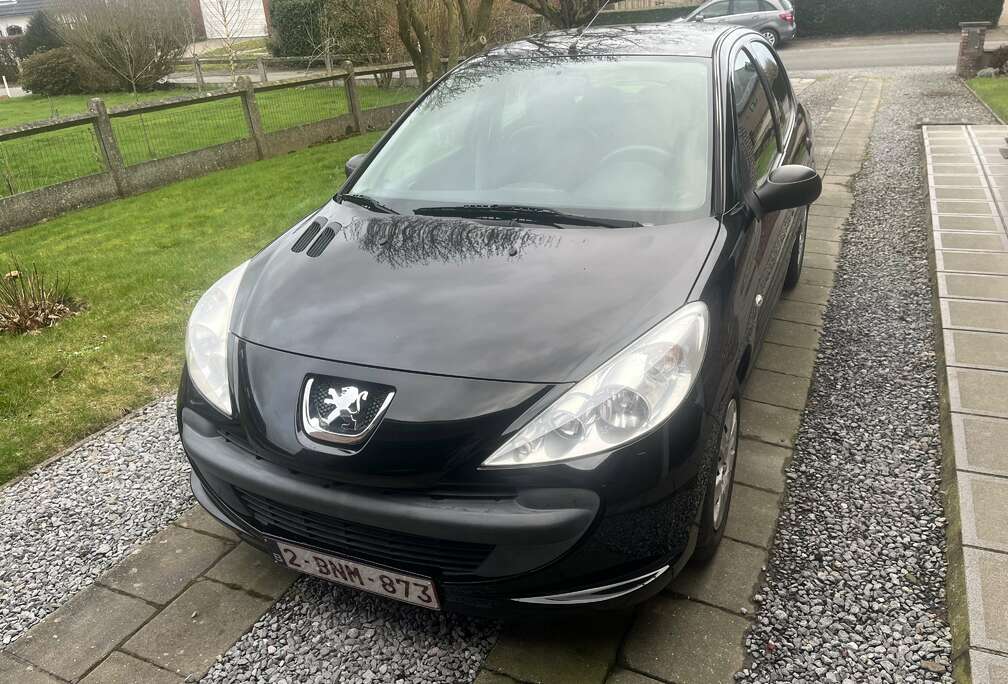 Peugeot Plus