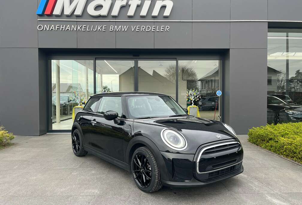 MINI 1.5iA Automaat / PDC A / Led / Carplay / Vol. air