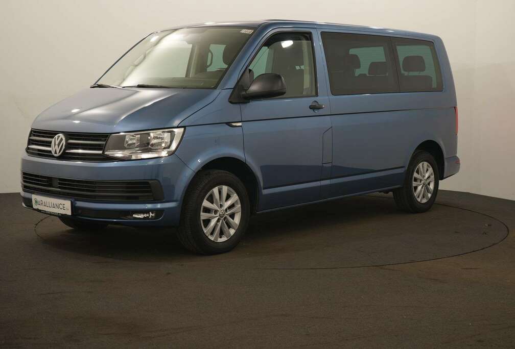 Volkswagen Trendline 2.0TDI7placesNaviDiscoMédiaSièges+