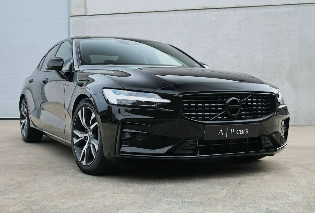 Volvo 2.0 T5 R-Design Geartronic  H&K  pano  carplay