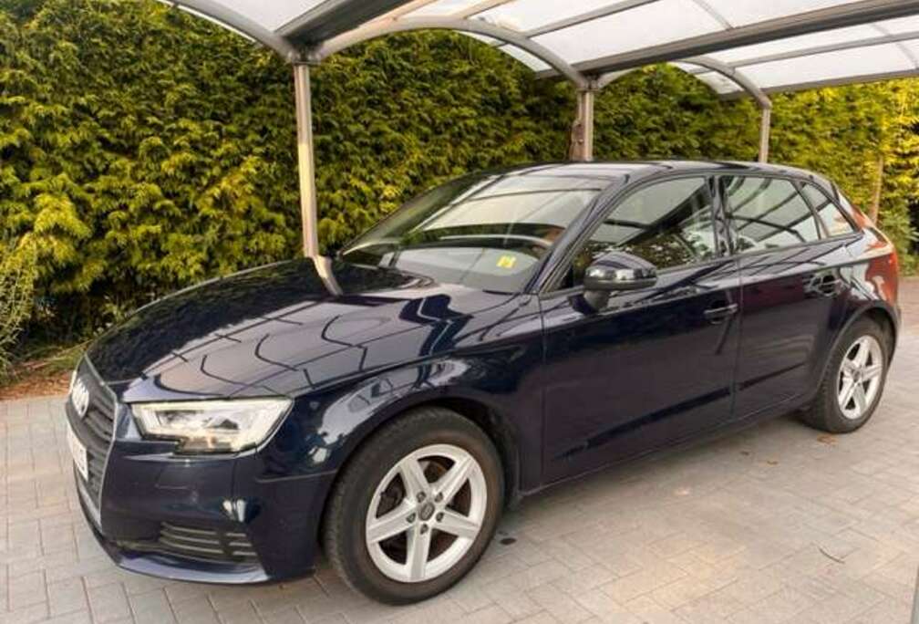 Audi A3 Sportback 30 TFSI (EU6d-TEMP)Pack Platinium,volledig  leder