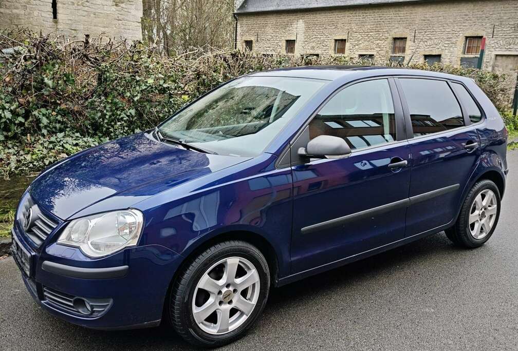 Volkswagen 1.4 80hp Tour TUI+Pano+Clim+PDC+Cruise