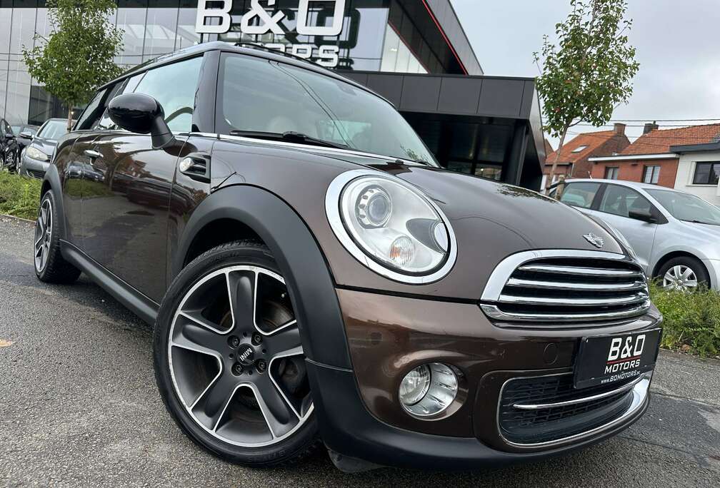 MINI Clubman Cooper 1.6i Bruin - Pano Schuifdak - Navi - Bluetooth - Beige Leder  - PDC achter - zeer mooie opties