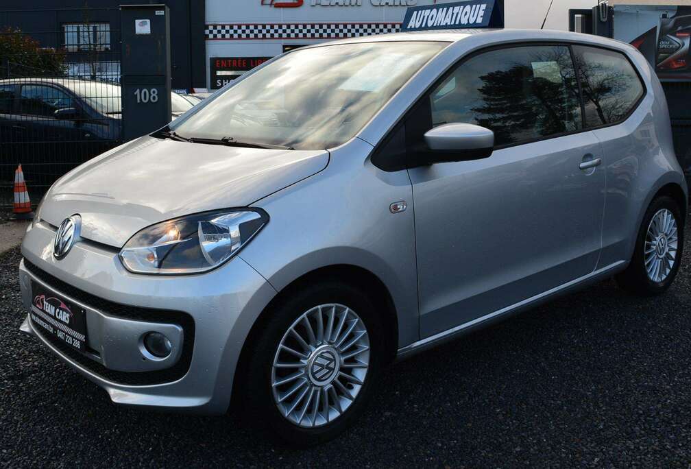 Volkswagen 1.0i  AUTOMATIC   Move GPS 5 PORTES