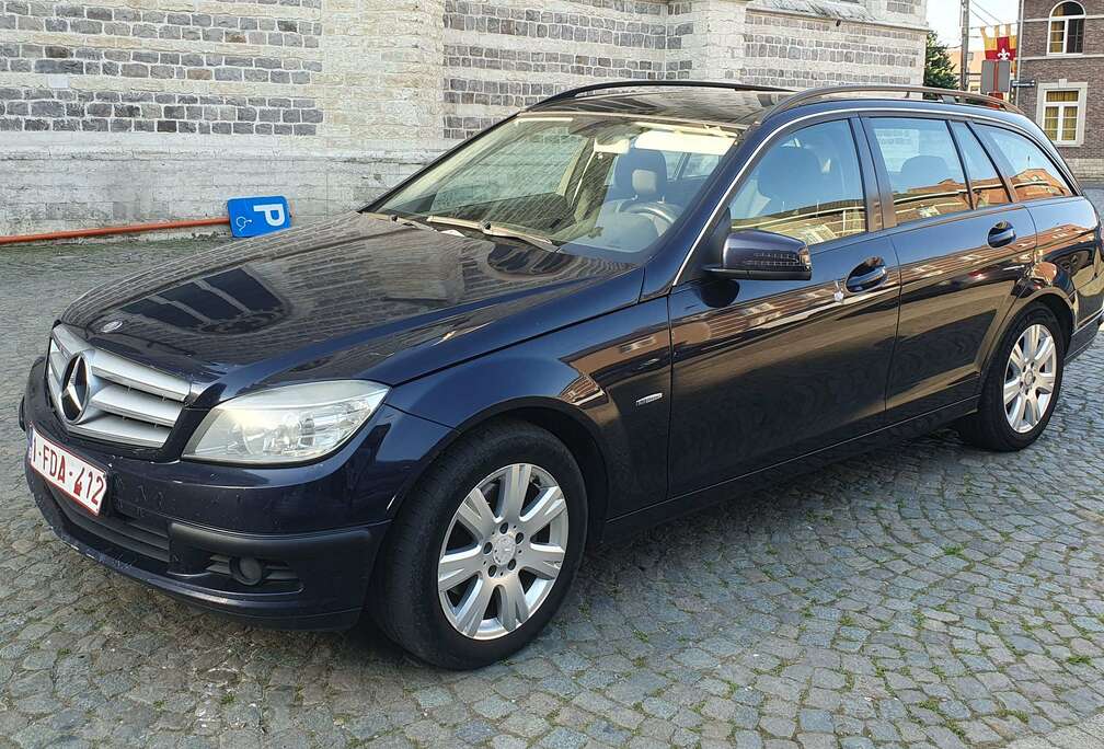 Mercedes-Benz C 220 T CDI DPF BlueEFFICIENCY Avantgarde