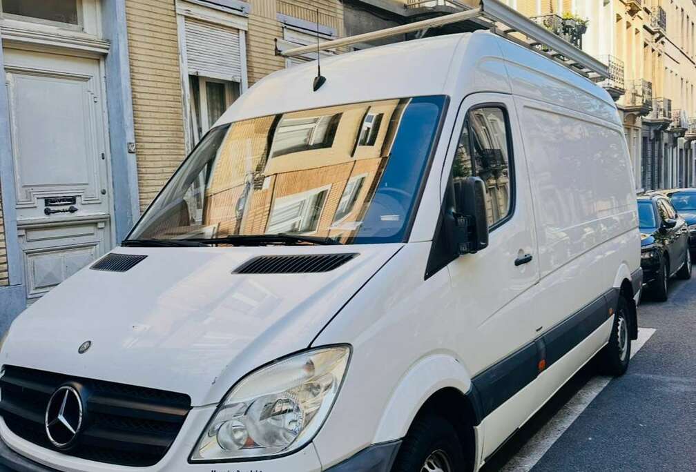 Mercedes-Benz 2.1 CDI