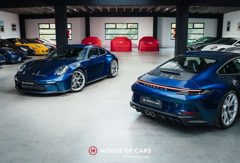 Porsche 992.1 GT3 Touring PDK - Gentian Blue Metallic