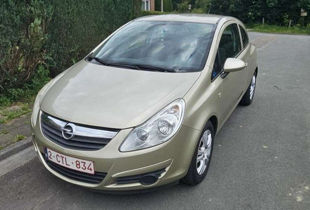 Opel 1.2i Cosmo