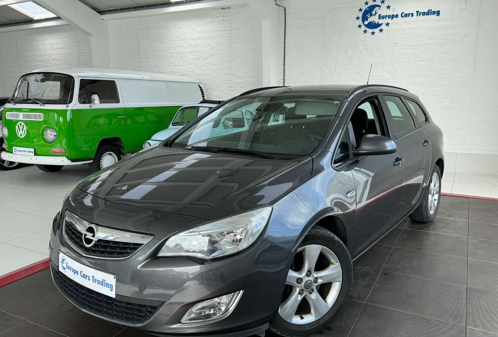 Opel Sports Tourer 1.7CDTi 110ch - DISTRIB OK - GAR12M