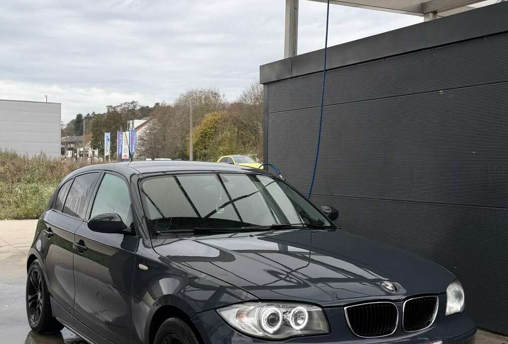 BMW 120i