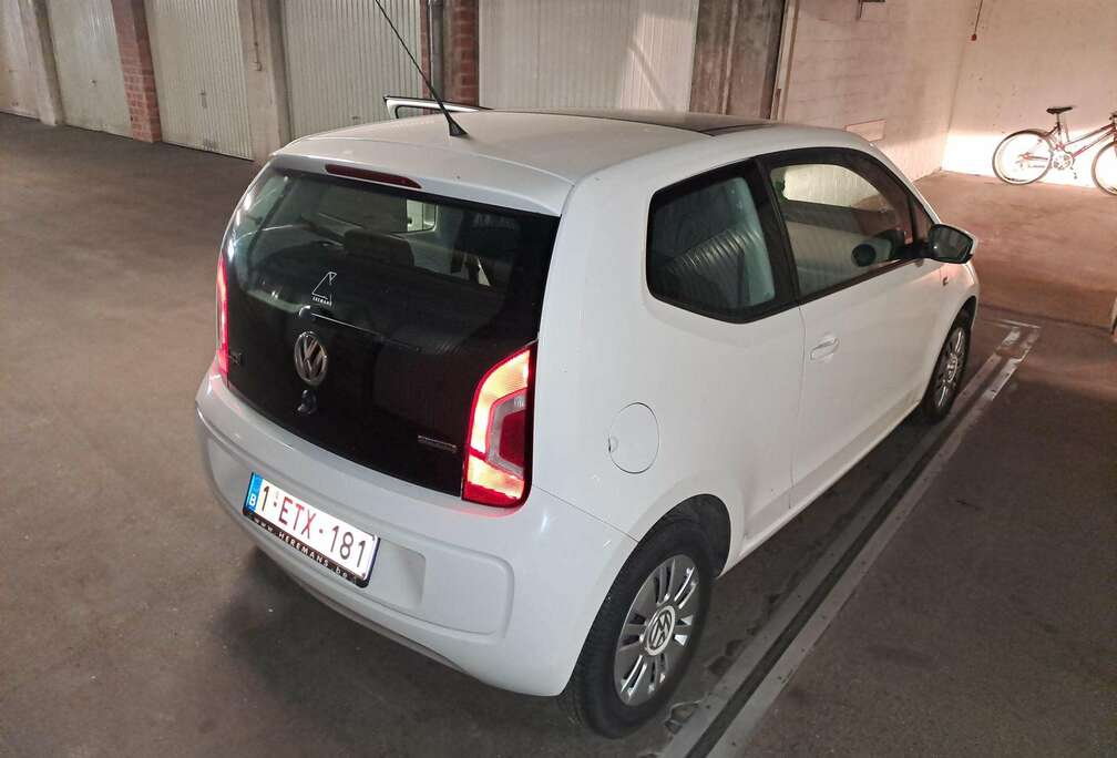 Volkswagen Up 1.0i Move up BMT